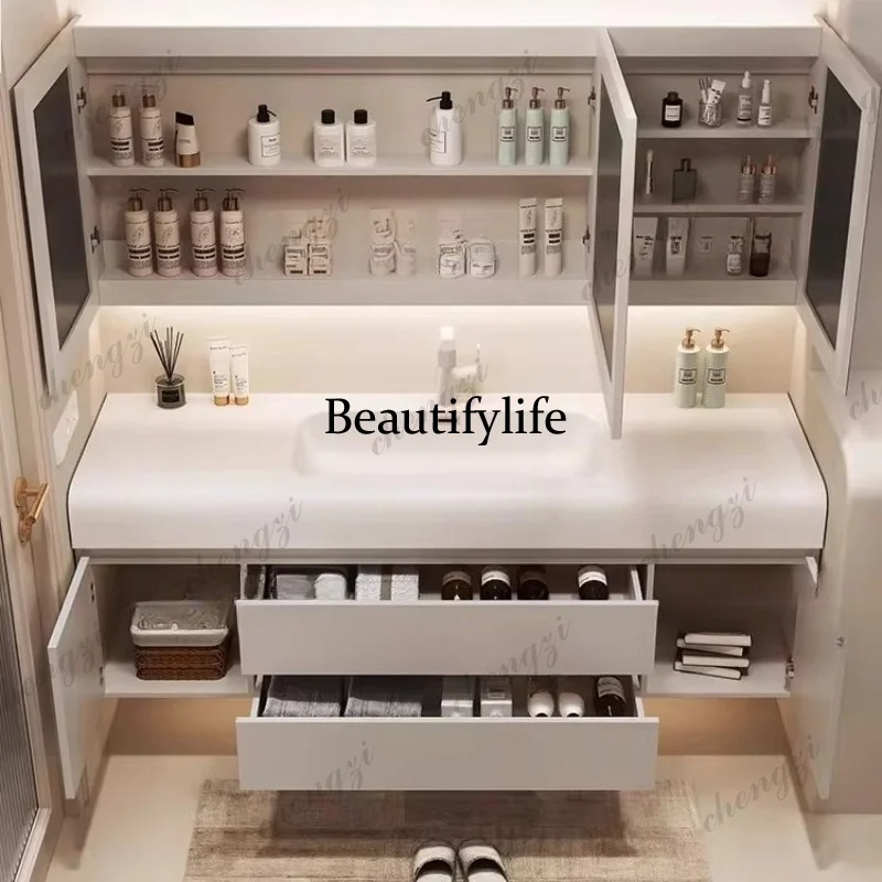 01A Dressers Toilet Bathroom C - Luxury Skincare & Spa 评论和价格